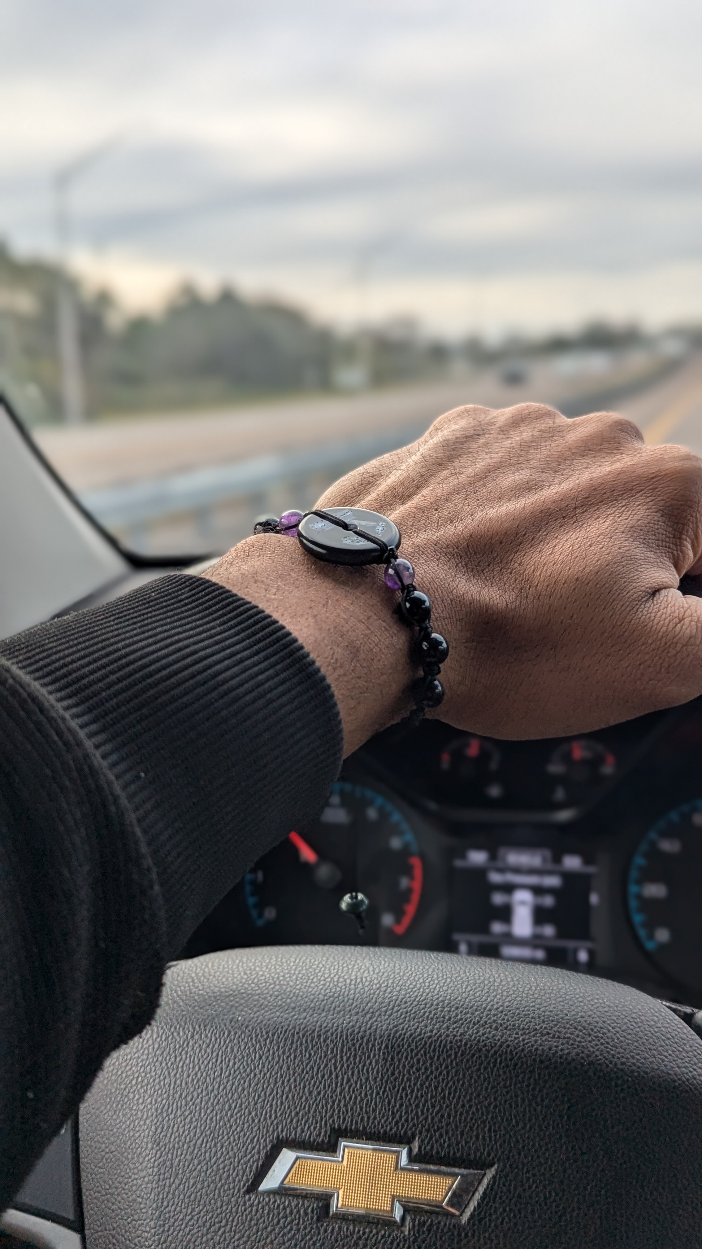 Shungite Bracelet With Amethyst Kyanite